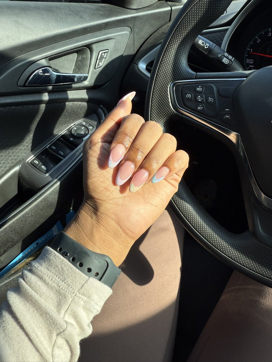 _itsamberlyn's tweet photo. Refill 💅🏽 https://t.co/AY0JOwXnb1