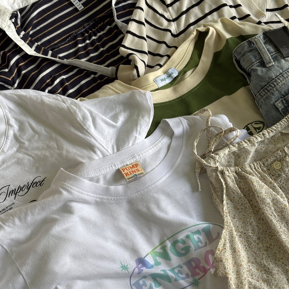 peppypeppa_'s tweet photo. ส่งต่อเสื้อ กางเกงยีนส์ กระเป๋า รองเท้า (มีมากกว่าในรูป) 
🚗ค่าส่ง35 ไม่บวก ปัก+รี ลด5บาท
ลงวันนี้14.30

#ส่งต่อเสื้อผ้า #ส่งต่อเสื้อผ้ามือ2 #เสื้อมือสอง #ส่งต่อกระเป๋า #ส่งต่อรองเท้า #ส่งต่อหมวก #โล๊ะตู้ #ส่งต่อbeming #bemingbkk #stylistshop #ส่งต่อhm https://t.co/Lvad14g2H3