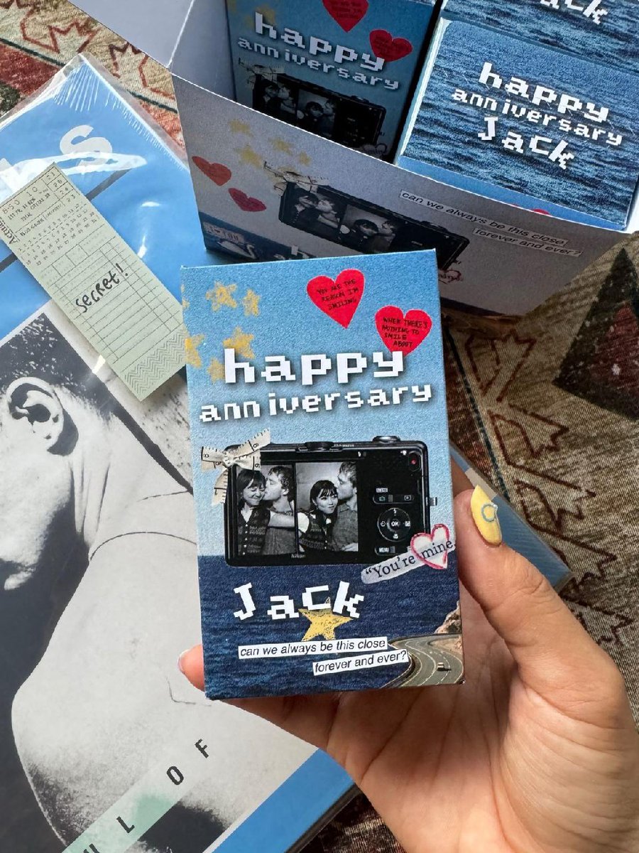 pausunguu's tweet photo. mau kasih referensi "anniversary / birthday gift" untuk pasangan, yang belum punya pasangan save aja duluu 🧚🏻‍♂️🦋✨ https://t.co/rslqwmWYHy