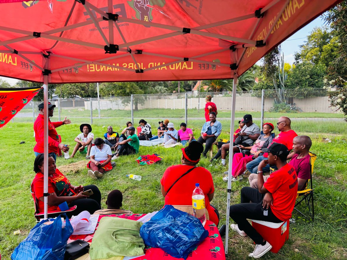 Eff_ward_74_JHB's tweet photo. YESTERDAY'S COMMUNITY INDABA!

We came, we united, and we made our voices heard!

A huge thank you to everyone who attended yesterday's Community Indaba!

Together, we're building a stronger, more empowered community!

#CommunityFirst #Indaba #UnityInAction✊🏿♥️🖤💚 https://t.co/jyGHBfmdqo