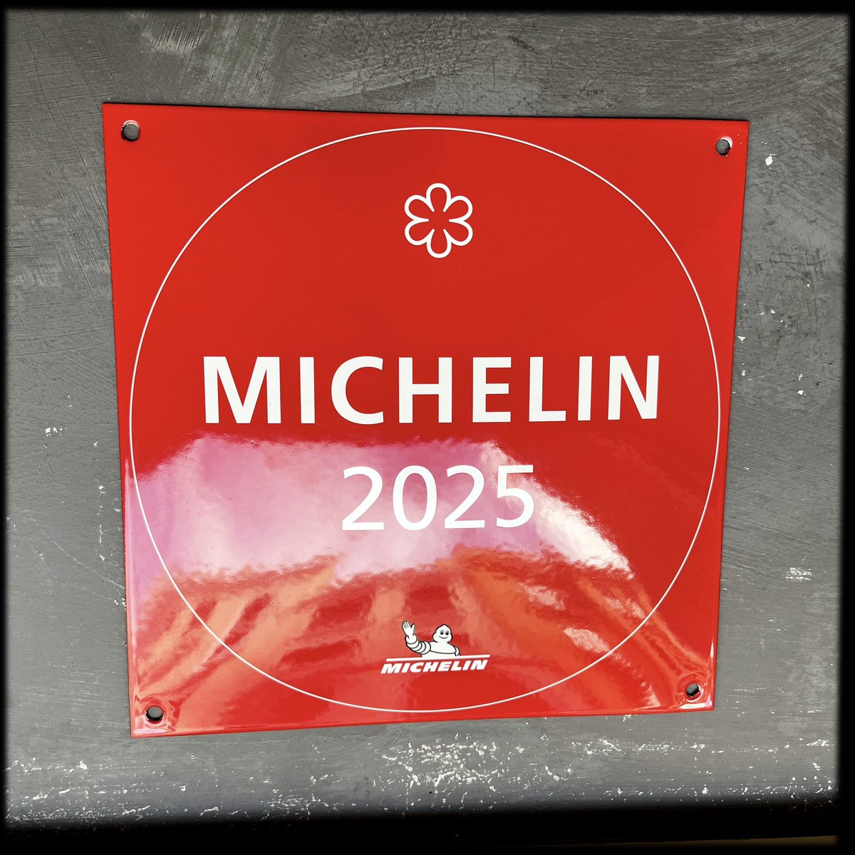 LuisGutierrezSD's tweet image. Comida-merienda-cena con los amigos de @gofiomadrid ¡que manera de sufrir!