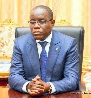 BenitaNtumba's tweet photo. 📌Le citoyen Aubin Minaku Ndjalandjoko, haut cadre du PPRD parti mourrant, a été auditionné pour la deuxième fois hier lundi 24 Mars et a été libéré à 00h40" de ce mardi. La 3è audition aura lieu la semaine prochaine, Minaku est soupçonné des liens étroits avec la milice Mobondo. https://t.co/acTDVenLez