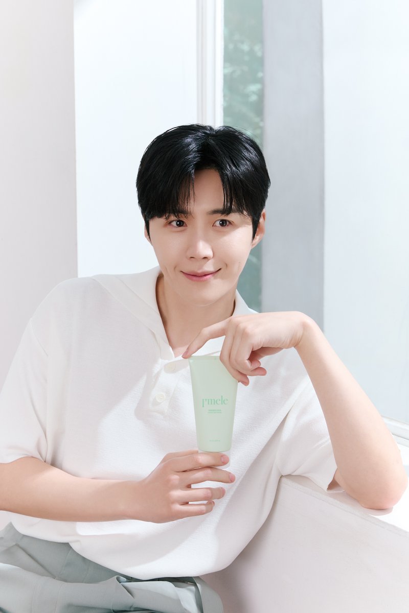 imele_korea's tweet photo. 𝖦𝗋𝖾𝖾𝗇 𝖢𝗂𝖼𝖺 𝖱𝖾𝗅𝖺𝗑 𝖫𝗂𝗇𝖾

치유 마스터의 가벼우면서도 강력한 솔루션
새싹의 생명력으로 피부 릴렉스 케어, 그린시카🌿

#imele #muse #kimseonho #아이멜리 #김선호 #아이멜리x김선호 https://t.co/9buyNzlAdR