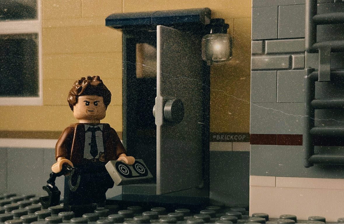 Brick Cop©️ tweet media