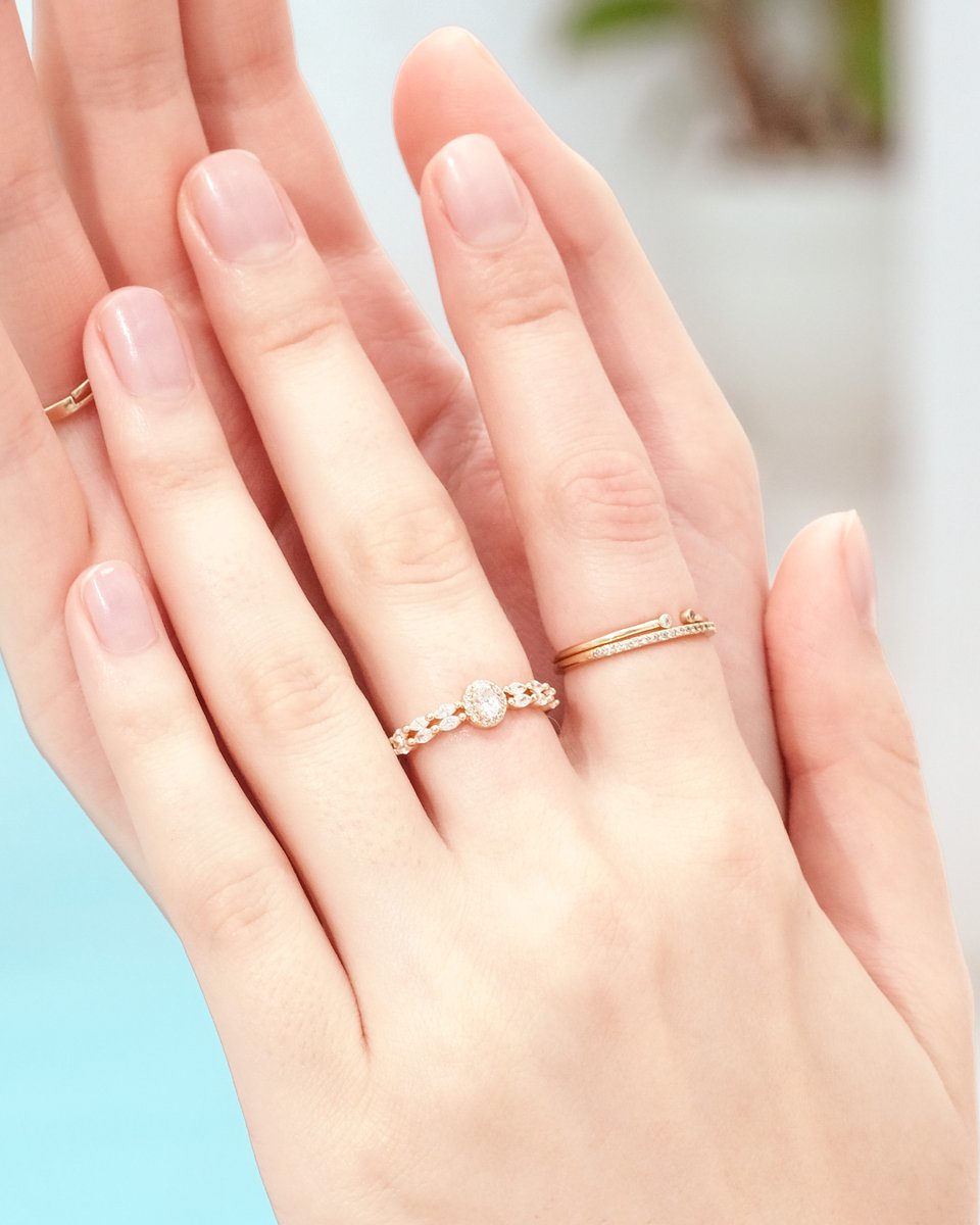 mikanajp's tweet image. Classic allure, , brilliance so pure. 💍✨

🔍 Yukihana Ring
🔍 Chieko Ring
Check us here:
🛒 Lazada: s.lazada.com.ph/l.QC7
🛒 Shopee: shope.ee/6UvNlXVtyp
🛒 Tiktok: vt.tiktok.com/ZSedF4WCo

#MikanaCarefreeLuxury #PromiseRingCollection #MikanaEliteIntertwine