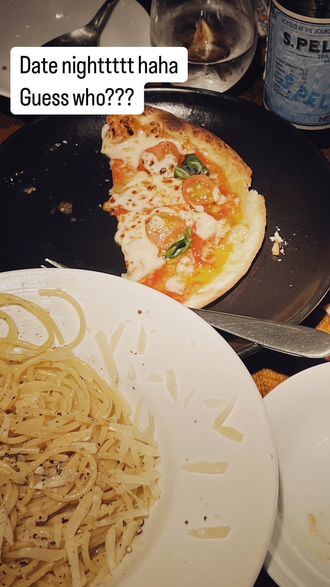 SYOGLOBAL's tweet photo. [📖] 240325 instagram story update from syopainia_: "Date nighttttt haha
Guess who???" (1/2) https://t.co/CtDAAbOXHt