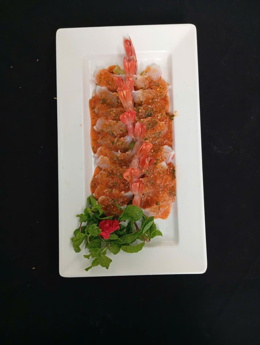 Tôm tái thái .
Công thức .tỏi tươi 800g . đường cát 450g
Nước chanh tươi 500g 
Nước mắm 200g 
Nước dừa 300g 
Ớt sừng đỏ200g
Ớt hiểm đỏ 50g 
Hạt nêm 100g 
Tương ớt 300g 
xay nhuyễn hỗn hợp.