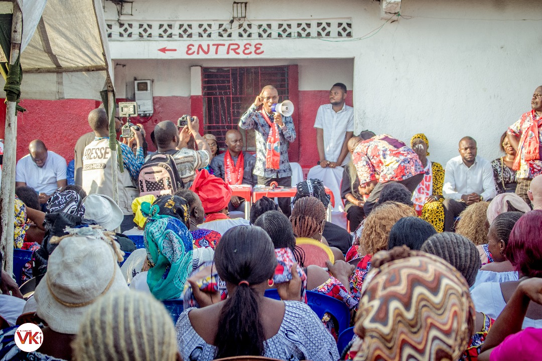 RobertMbungu3's tweet photo. Le Secrétaire Interfederal de l'UNC Kinshasa, L'hon @GaborienM fait Carton plein à #Makala lors du lancement dla Tournée de Redynamisation du Parti dans la capitale en date du 23 Mars 2025.
Notons que cette fédération est chapeautée par le fédéral WILLY LANDU surnommé "Remorque". https://t.co/SVwO6irCIt