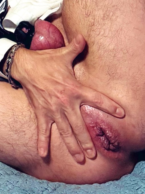 Watch Werther Blue's leaked NSFW photo on TwXstars