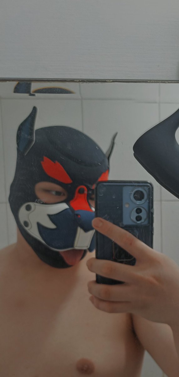 <a href="/xiongyin1994/">熊印-RULER工作室</a> 新狗头！喜欢喜欢