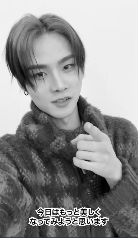 8turnJapan's tweet photo. [📢]

#𝟴𝗧𝗨𝗥𝗡 𝗢𝗙𝗙𝗜𝗖𝗜𝗔𝗟 𝗙𝗔𝗡𝗖𝗟𝗨𝗕
'𝗧𝗨𝗥𝗡𝗜𝗡𝗚 𝗝𝗔𝗣𝗔𝗡'

📺SPECIAL MOVIE📺
8人それぞれが"苦手"にチャレンジ⁉️
TURNINGも悩みを捨ててLEGGO .ᐟ.ᐟ

#ミョンホ の悩みは…🤔✨
▶https://t.co/h3D2p5bKCp

#에잇턴 #エイトターン https://t.co/2NUlIk8kcP