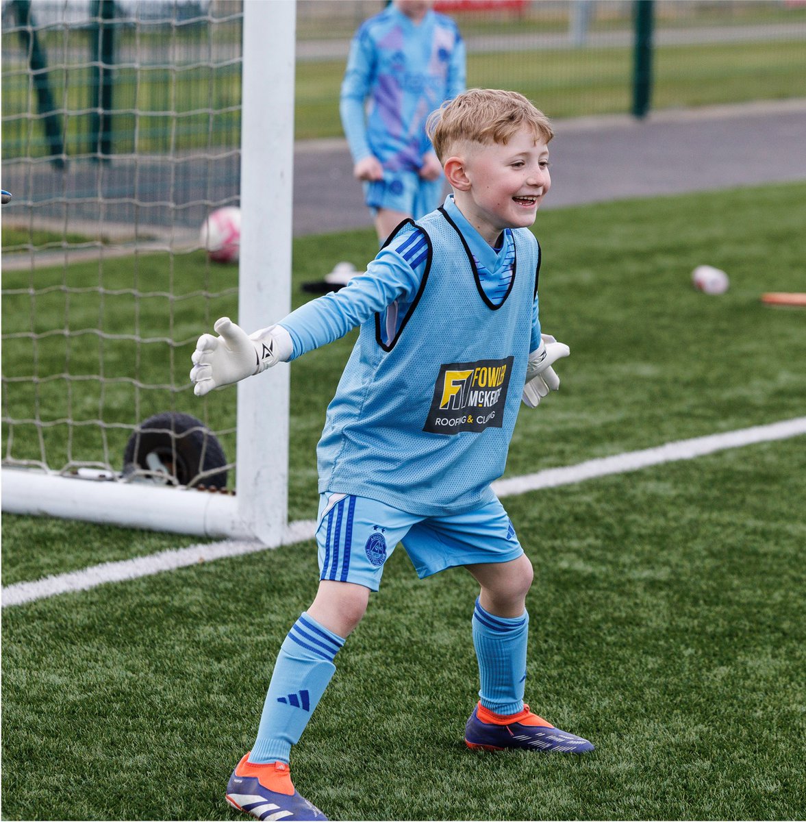 🧤  Well done to our 2016 Goalkeepers 🧤
They completed their Pre-Academy journey this week and on their final night, they had a special visit from Ross Doohan and Tom Ritchie to pass on their experiences in Youth Academies.

<a href="/FowlerMcKenzie/">Fowler McKenzie</a>