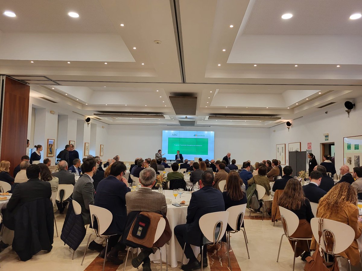 Jorge Paradela (@paradelajsr) on Twitter photo La transición energética es un camino ineludible y desde Andalucía la enfocamos como una gran oportunidad haciendo un esfuerzo en la tramitación de proyectos renovables y abordando vectores como el hidrógeno verde o el biogás. De todo ello hablamos en el especial de <a href="/abcdesevilla/">ABC de Sevilla</a> La transición energética es un camino ineludible y desde Andalucía la enfocamos como una gran oportunidad haciendo un esfuerzo en la tramitación de proyectos renovables y abordando vectores como el hidrógeno verde o el biogás. De todo ello hablamos en el especial de <a href="/abcdesevilla/">ABC de Sevilla</a>