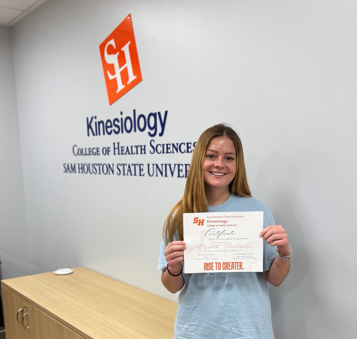 SHSU_COHS's tweet photo. We love seeing our students win scholarship money just for engaging with us and attending our events! Keep showing up, getting involved, and securing those wins! 🎉💰 #COHS #StudentSuccess https://t.co/Zj2fjhWeJi
