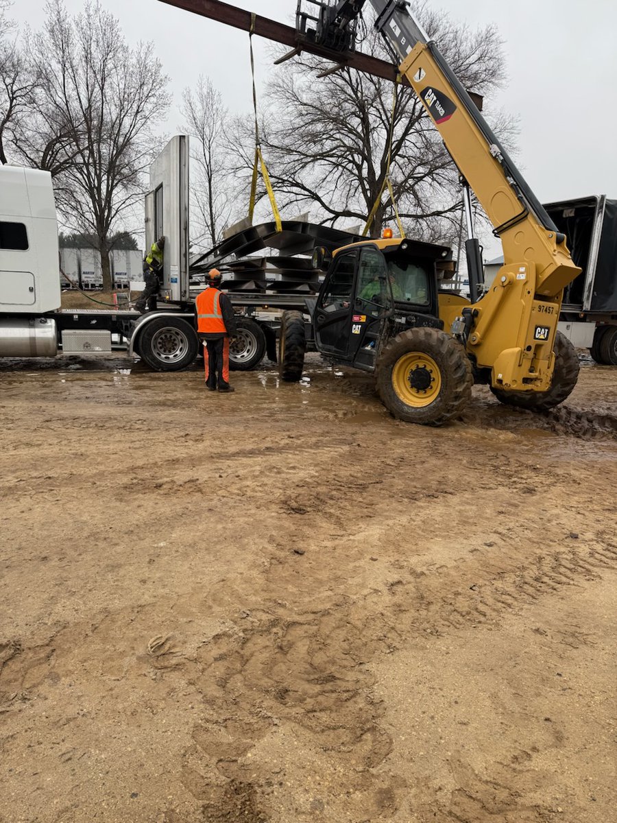 arrow3pl's tweet image. Another round of seamless deliveries!🚛 Here’s a glimpse of some of the shipments we successfully covered recently. 📦✨ 
#FreightDoneRight #Arrow3PL #LogisticsInAction