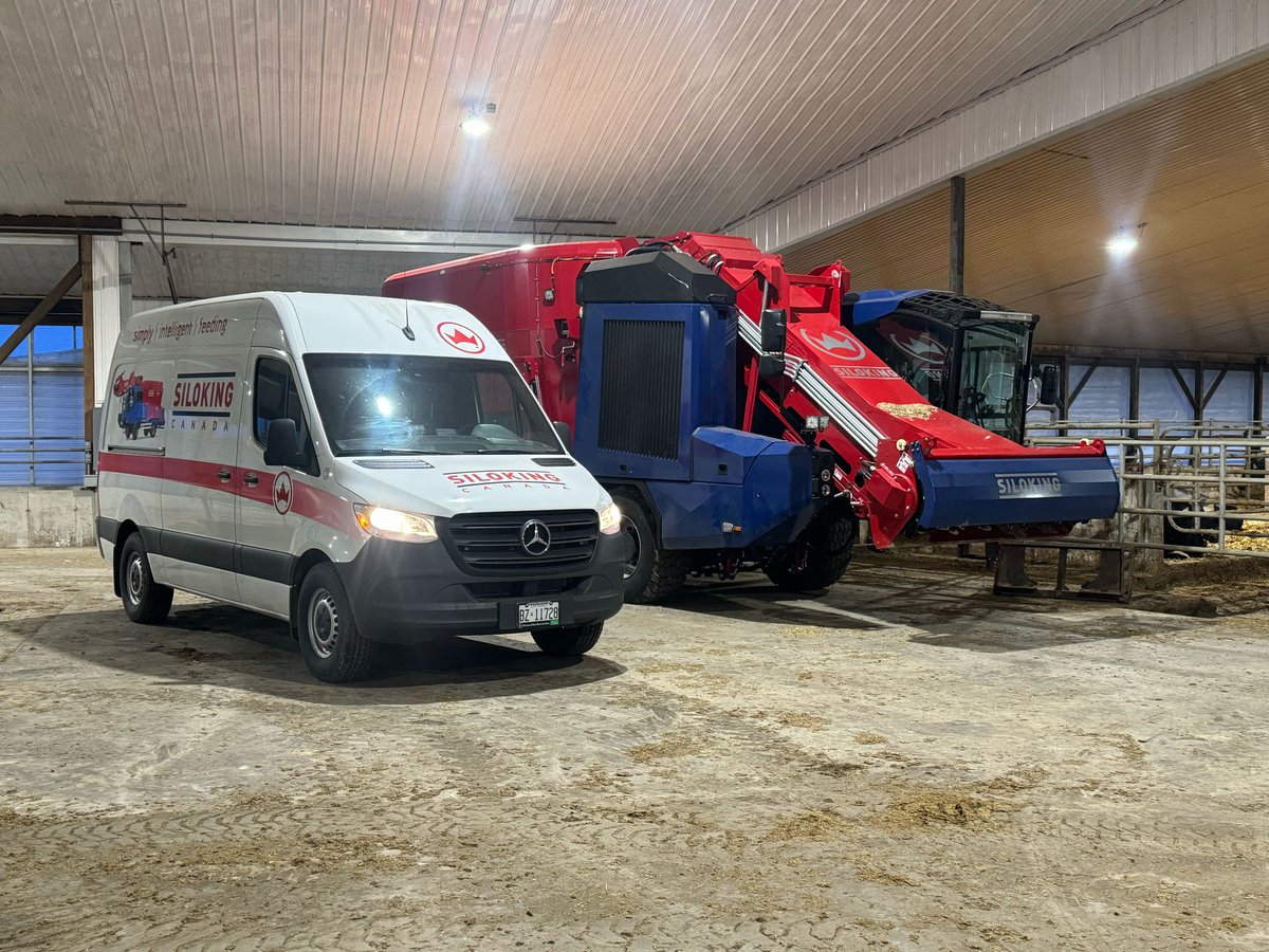 🍁As a farmer, you understand the importance of quality and reliability. That’s why SILOKING Canada is dedicated to delivering exceptional products and service that meet the needs of each farm.
•
•
#silokingcanada #siloking #TMRmixer #selfpropelled #trailedmixer #ONTAG