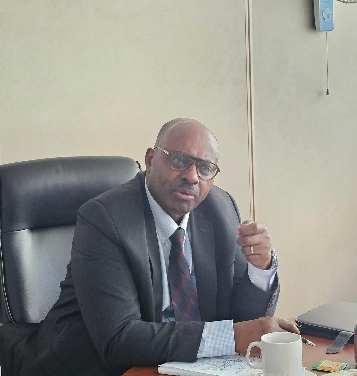 MoLGUganda's tweet photo. This morning, the Permanent Secretary @MoLGUganda Mr. Ben Kumumanya hosted a consultative meeting with the @WorldBank Mission & officials from this Ministry & @ministry_lands
to discuss the second phase of the #USMID programme set for July 2025 in 10 cities, 26 municipalities. https://t.co/q97F7co106