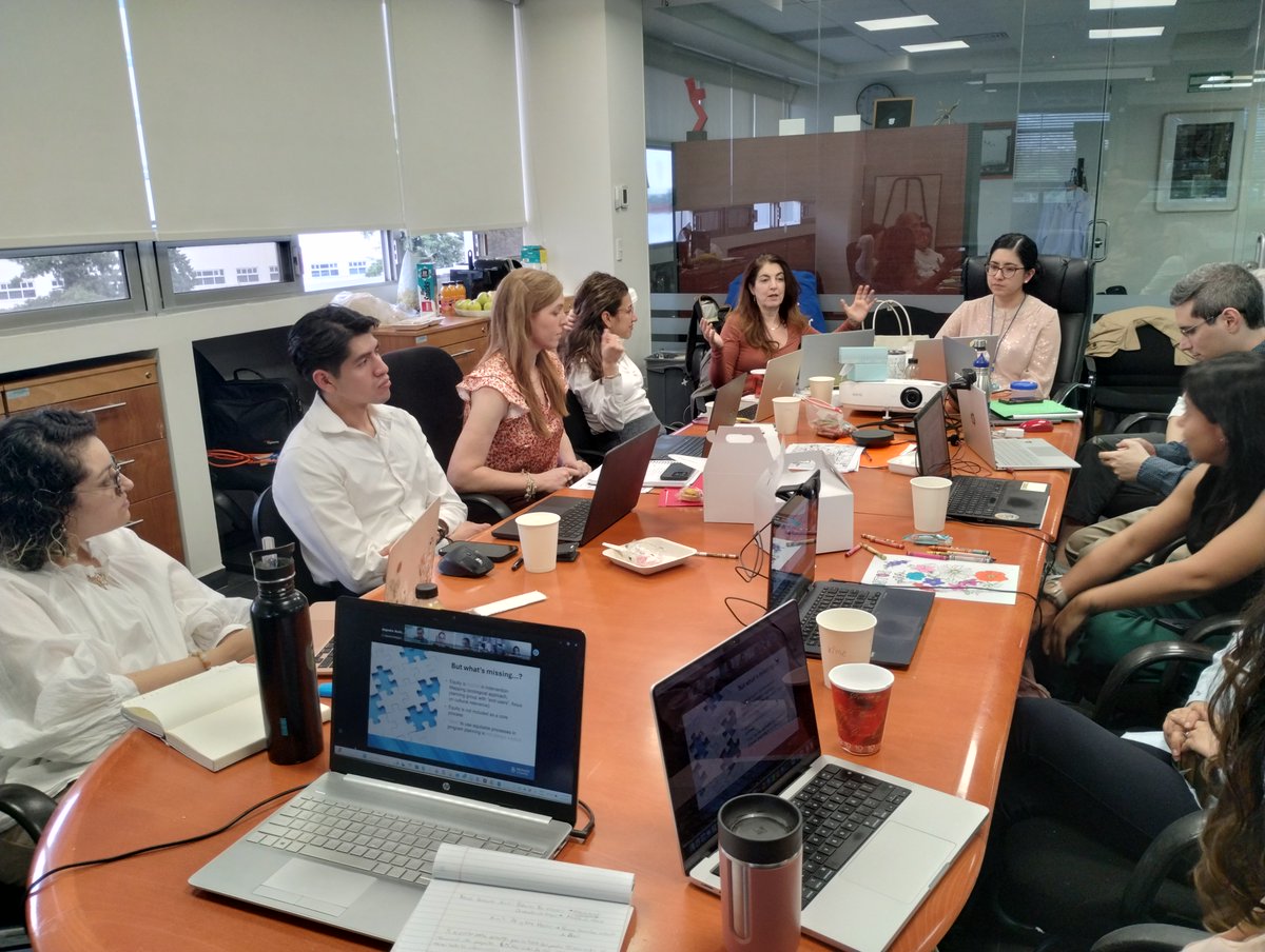 ListosCenter's tweet photo. ¡Este mes celebramos un importante retiro del Centro LISTOS para el Control del Cáncer en la Ciudad de México, con investigadores de UTHH, @inspmx, @incanMX y @UCSF, para fortalecer la colaboración binacional y avanzar en el desarrollo de estrategias para el control del cáncer! https://t.co/SKESFtxjz3