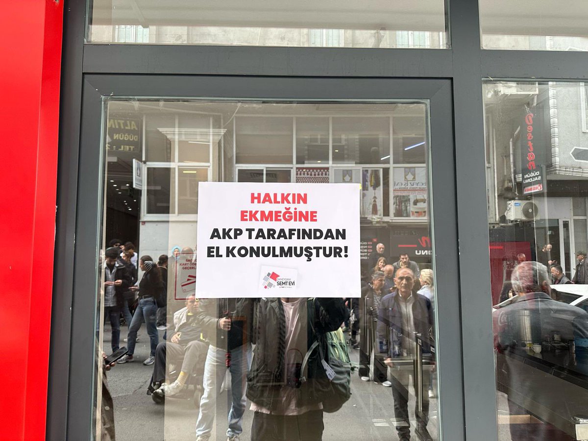 okmeydanisemtev's tweet photo. “Halkın ekmeğine AKP tarafından el konulmuştur!” https://t.co/1QV6VU1eds