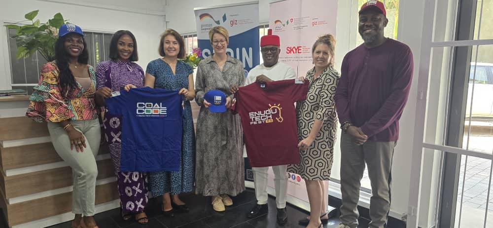 Enugu_techfest's tweet image. OFFICIAL ENDORSEMENT

Endorsement of @Enugu_techfest by GIZ. Excited to have you with us.

#Enugu #EnuguTechFest #Coal2Code #TechFest #ETF25