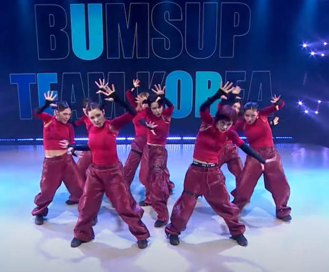 WSWF_UPDATES's tweet photo. TEAM KOREA

BUMSUP

#월드오브스우파 #스우파3 #스우파
#WorldOfSWF #SWF3 #SWF https://t.co/RJKArB2xbq