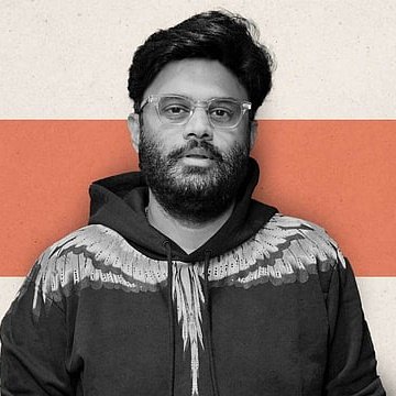 AnytimeFilmy's tweet photo. "#Kingdom  is a Heavy Action and Emotional film with big budget. We explained #VijayDeverakonda  about the span of the film. He understood &amp; agreed to take share in the profits instead of Remuneration."

- #NagaVamsi producer of Kingdom https://t.co/U8DEPzjZT9