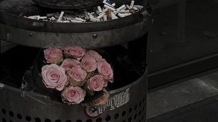 ne güzel demiş peygamber efendimiz;
"Kırdığın kalbe iyi bak, ona bir gün yolun düşecek."