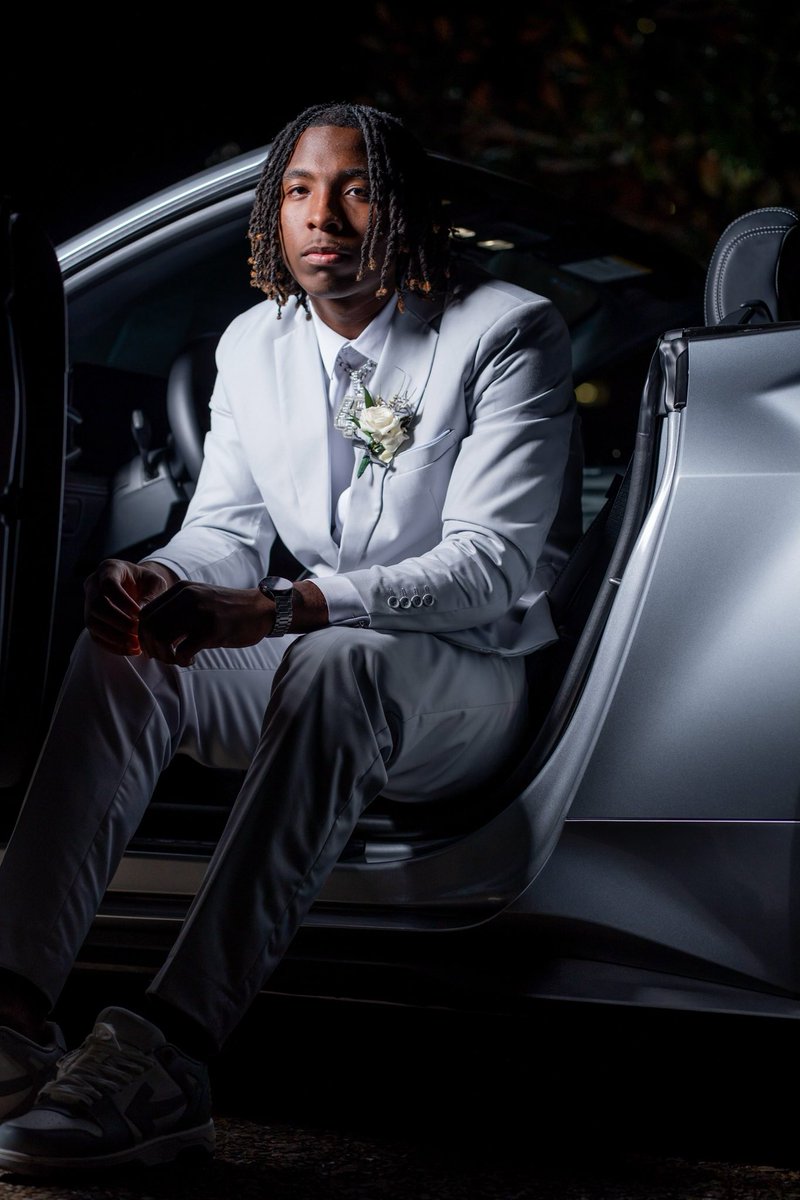 Blessed to turn 18 today #AGTG