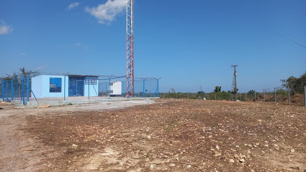 Mantenimiento integral al sitio Radiobase Caimito restablece y mejora sus condiciones operacionales. Tarea de orden en <a href="/ETECSA_Cuba/">ETECSA</a> #EtecsaTeAcompaña #EtecsaTeAcompaña