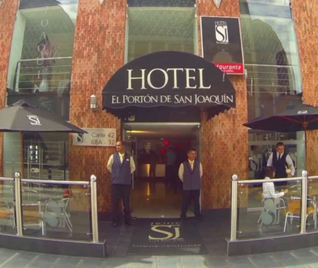 Thefactsdude's tweet photo. Jhan Carlos Gonzalez Mosquera
July 23, 2022
Hotel El Portón de San Joaquín, Cl. 42 #68A - 32, San Joaquín neighborhood, Medellín, Colombia
Facts
The incident occurred around 4:30 PM outside Hotel El Portón de San Joaquín, captured on CCTV.
Jhan Carlos Gonzalez Mosquera, a 22-year-old man, attempted to rob a woman at gunpoint at the intersection of calle 42 and carrera 68A.
The woman was accompanied by two men, one of whom was an ex-policeman identified as G.G.B., legally carrying a firearm.
The ex-policeman shot Gonzalez Mosquera, first in the back as he fled, then again, resulting in two fatal chest wounds.
Gonzalez Mosquera was taken to Policlínica hospital but died from his injuries.
The ex-policeman surrendered to authorities, and his firearm was confiscated; he had proper documentation for the weapon.
Local news outlets, including Q’Hubo Medellín, reported the event, while national Colombian newspapers like El Tiempo did not feature it prominently.
The shooting took place in an upscale, typically safe area, raising local concerns about security.
A funeral procession with motorcycles and buses followed, indicating community ties to Gonzalez Mosquera, known as "Terror."