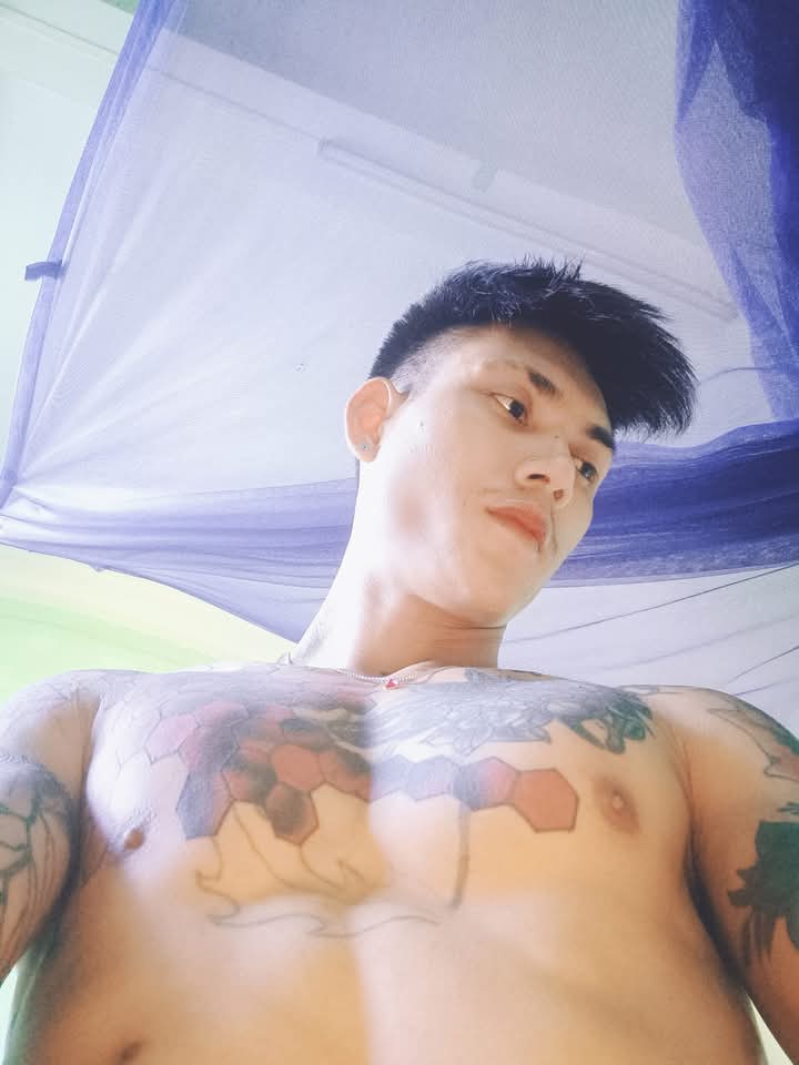 နို့ကြိုက်လား😛😋😋