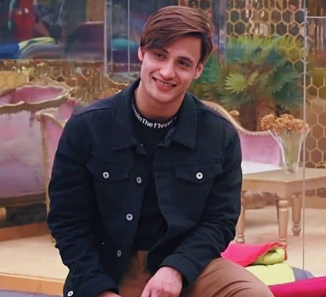 Nikhil_SherAsim's tweet image. ★20 𝐃𝐀𝐘𝐒 𝐓𝐎 𝐆𝐎 𝐅𝐎𝐑 𝗞𝗜𝗡𝗚 𝗔𝗙𝗔𝗤𝗨𝗘'𝗦  𝐁'𝐃𝐀𝐘 ★

Happy Birthday In Advance Bro. May All Birthday Of Yours Be Filled with Lots of Love And Happiness ❤🔥

🎊 𝐇𝐁𝐃 𝐈𝐍 𝐀𝐃𝐕𝐀𝐍𝐂𝐄 𝗔𝗙𝗔𝗤𝗨𝗘 𝗕𝗥𝗢🎉

#20DaysToGo #HBAFAQUE @iamAR_3