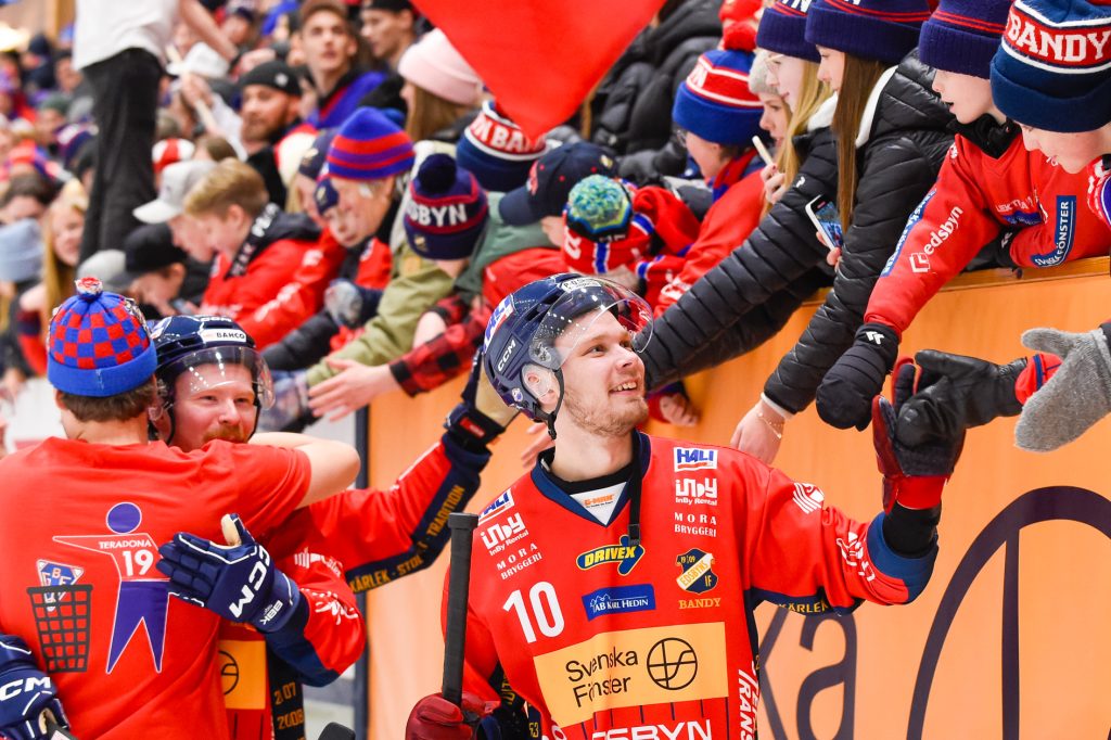 Bandybyn's tweet image. Bysell klar för två nya år!

"När Edsbyn presenterade en helhetslösning blev valet enkelt"

Läs mer på hemsidan.

#svbandy #påskrivetochklart

bandybyn.se