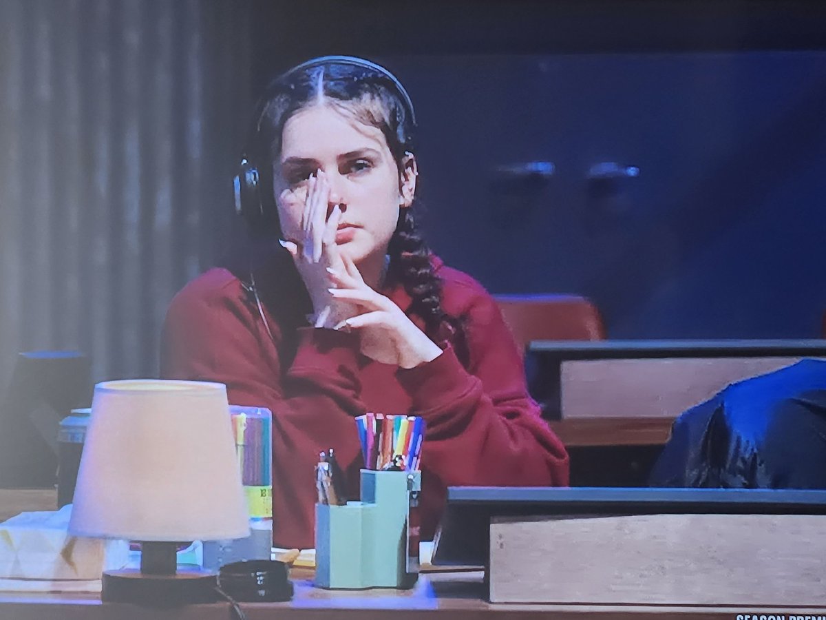 Paul_O_Tix's tweet image. I&apos;d be embarrassed if this was my daughter. 

She gaslights her father....plays the victim...then tells him she is gonna do what she wants anyway. 

I was shocked when they said she was in her 20s.

She acts like a spoiled 13 yr old junior high mean twat. 

#extractedfox