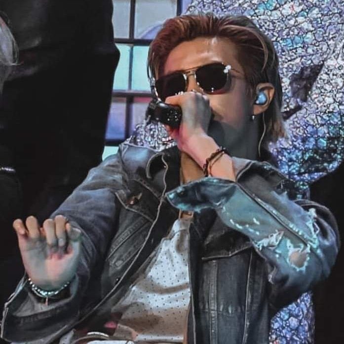 rkivethetic's tweet photo. Grammy namjoon was a cultural reset https://t.co/bhO2yWdJj5