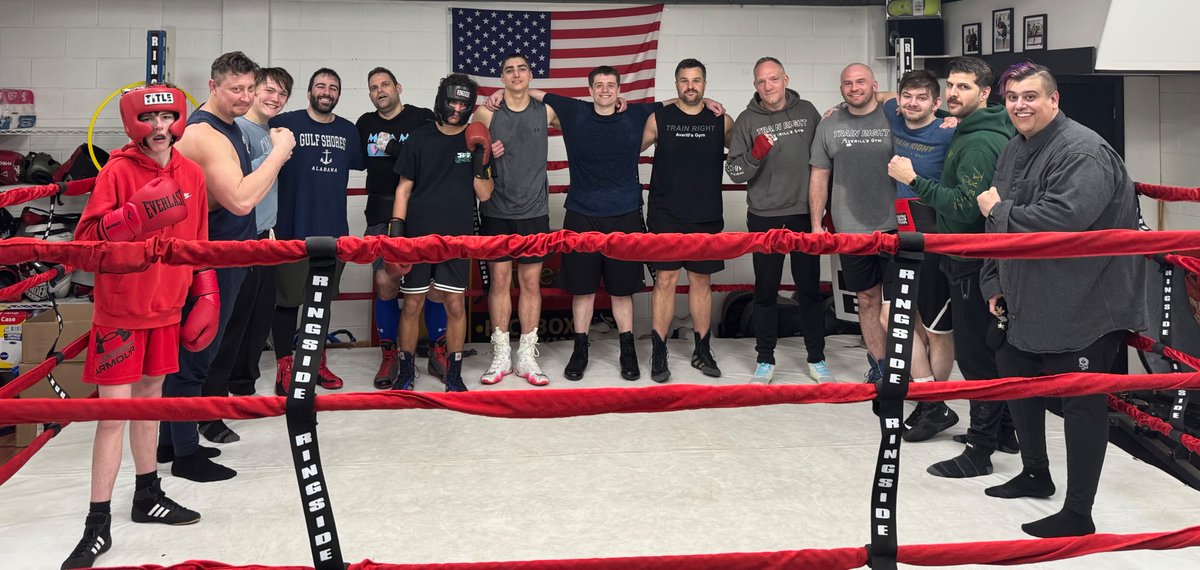 AverillsBoxing's tweet photo. Fun times this weekend! Nice work everyone. Appreciate the sweat, focus and dedication.

#boxingnh #concordnh #manchesternh #averillsmartialarts #boxingconcordnh #boxingmanchesternh #muaythainh #muaythaiaverillsnh #muaythaiconcordnh
#muaythaimanchesternh #kickboxingnh https://t.co/JVLDEyf3QB