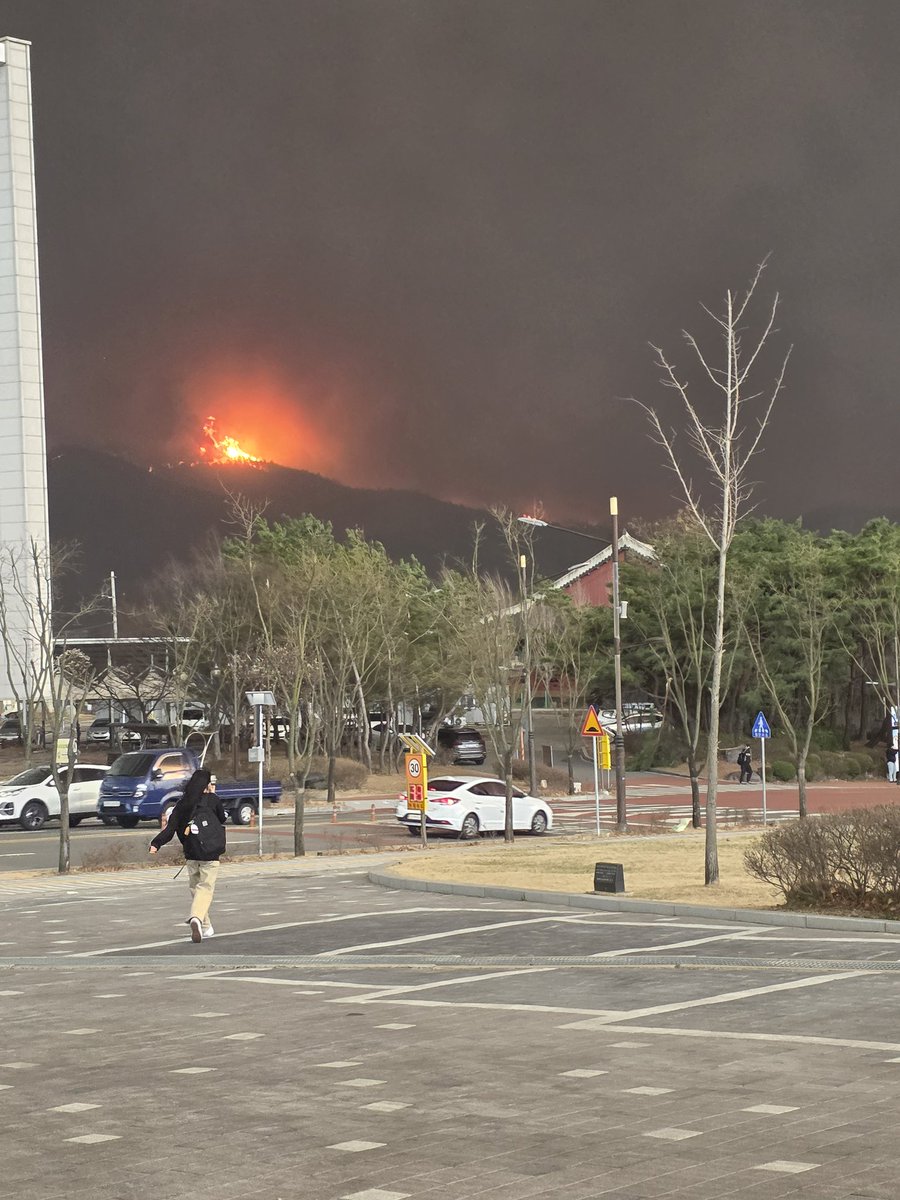 무사히 끝내길...