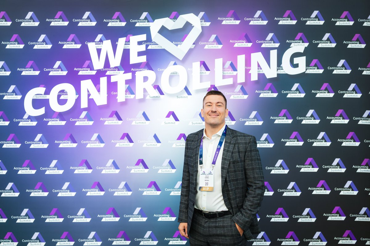 ControllingSum's tweet photo. Marco Göbel war auf dem Controlling Summit 2024 dabei! 🥳

Danke für das schöne Foto von dir vor unserer We Love Controlling Fotowand! 😍

#controllingsummit #accounting #controlling #benex https://t.co/cCvDxTGodE