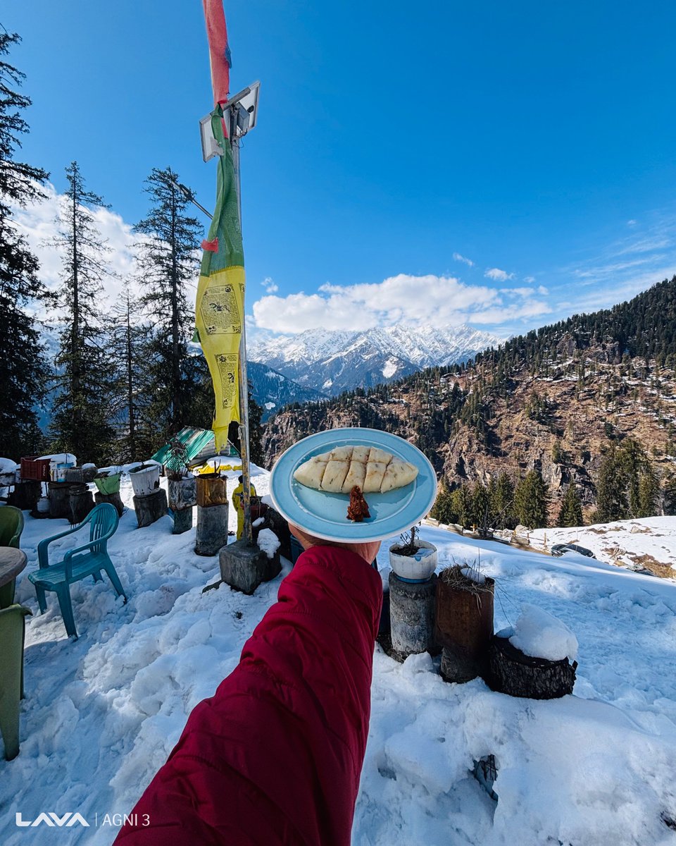 LavaMobile's tweet image. #ContestAlert
What is the one dish from your city that you think is a must try? Let us know in the comments below!

#ShotOnAGNI3 Where flavors meet tradition—Himachal’s iconic Siddu comes to life through Shubham’s AGNI 3.🥘❄️

T&amp;amp;C Apply
#FramesOfIndia #LavaMobiles #ProudlyIndian