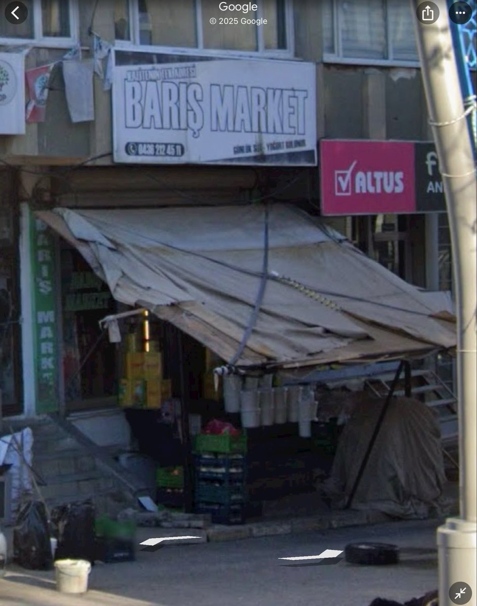 İmamoğlu’nun 95 milyonluk ihale verdiği bakkal. Bunu Akp yapsaydı adamlarda ne namus bırakırdık ne şeref. CHP’li olmak bu değil arkadaşlar.