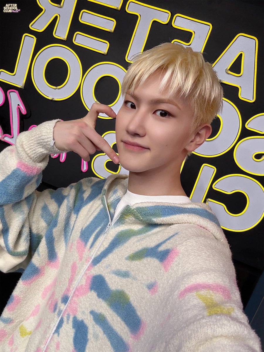 arirang_ASC's tweet photo. [TNX]
 
TNX의 컴백이 바로 내일이라니 💞💓
아 진짜?(positive) (ෆ>ᴗ<ෆ)
컴백 전날 떨리는 마음을 가지고 찾아온
우리 TNX와 함께한 오늘의 ASC✨️
열심히해준 우리 멤버들과 땡스 여러분 감사합니다.
앞으로 시작될 TNX의 #ForReal 활동
ASC가 응원할게요🫶🏻
 
#TNX_ASC #TNX @TNX_Official https://t.co/2iZbEXOdyl