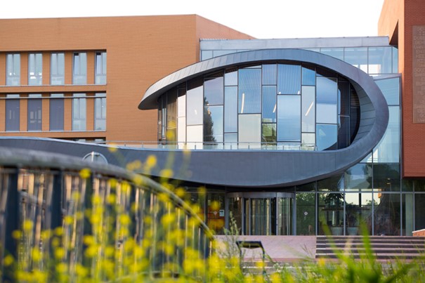 Wil je er graag zijn voor de inwoners van onze gemeente? Grijp dan nu je kans en solliciteer op onderstaande vacature van #Klantadviseur #Burgerzaken bij de #gemeente #Lochem obi41.nl/mupxcd7h
Je kunt nog reageren tot en met 3 april!