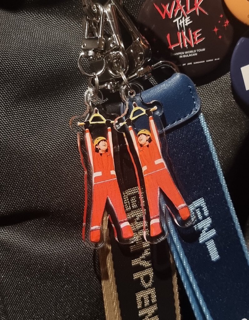 vjscart's tweet photo. [ claiming twt ]

sunoo en-o'clock acrylic keyring 

— ₱35 each 7cm 
— inclu isf &amp; pf 
— pls do lower ur expectation, as the pic is in low qual 🙇‍♀️

mop: gcash/maya
doo/dop: march 30

mine/dm qty to claim ! https://t.co/3dSlfgokML