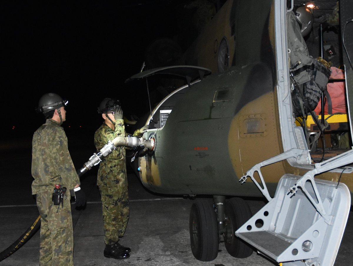西部方面航空隊 第109飛行隊のヘリコプター「CH-47JA」は愛媛県今治市