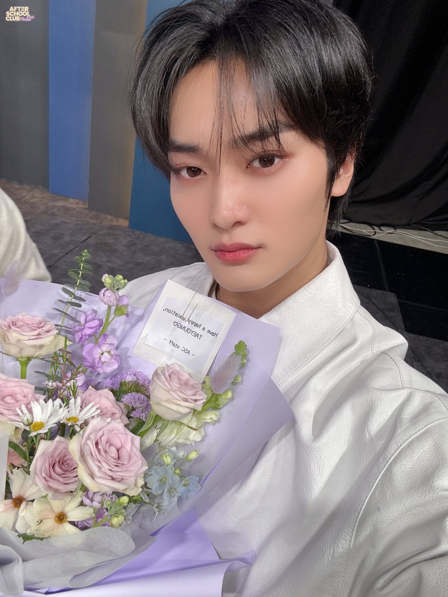 [MC]
 
최고의 케미로 ASC를 이끌어가준
아론, 앨런, 태영 우리의 짱엠씨즈!!
마지막 방송까지 최선을 다해줘서 고마워요♡
행복했던 만남의 기억과
아쉬운 헤어짐의 마음을 잠시 넣어두고
지금의 이 방학을 맘껏 즐겨봅시다✨️
고생 많았어요🥺 모두 안녕 🖐🏻
 
<a href="/realaaronkwak/">아론 (AARON)</a> <a href="/CRAVITYstarship/">CRAVITY OFFICIAL</a>