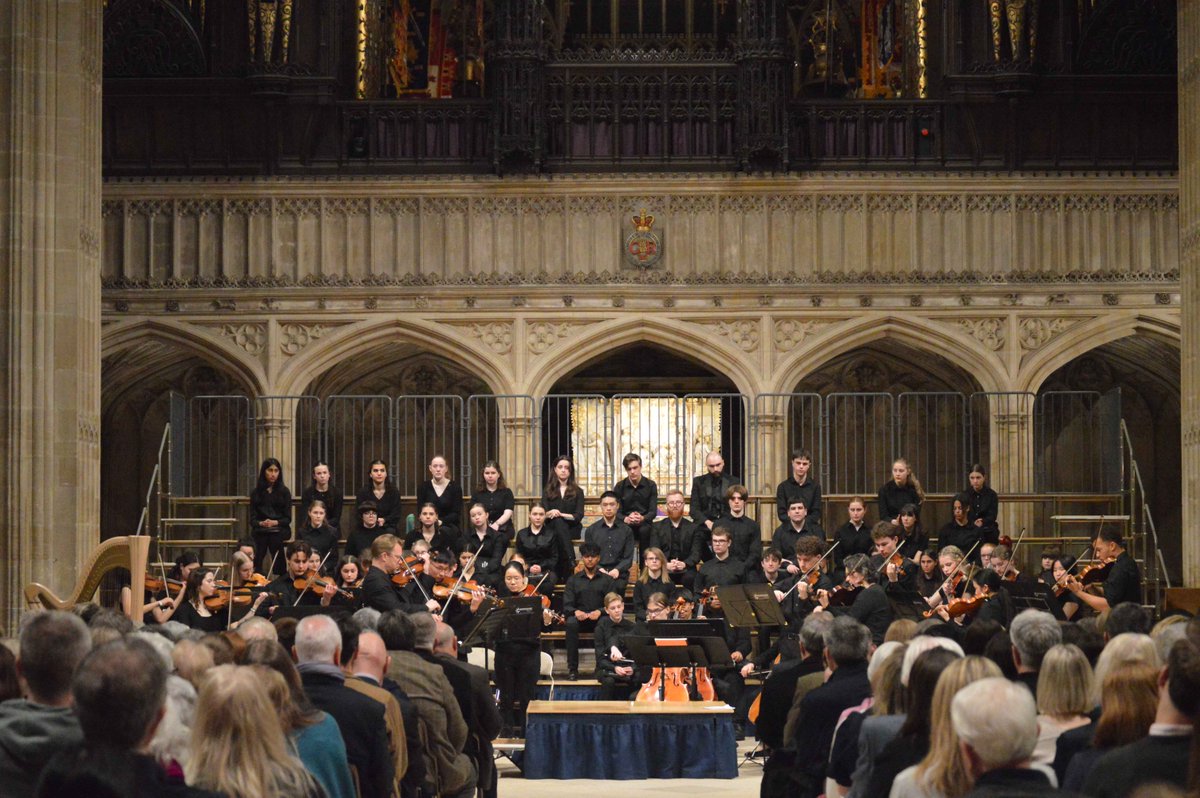 berksmusictrust's tweet photo. Thank you @WindsorFestival for giving Berkshire Youth Choir &amp; Berkshire Youth String Ensemble the wonderful opportunity to perform at St George's Chapel last Saturday. What an inspiring night of music in a magnificent venue! We're so grateful for your support and partnership. ✨ https://t.co/ZpMUMs9gEC