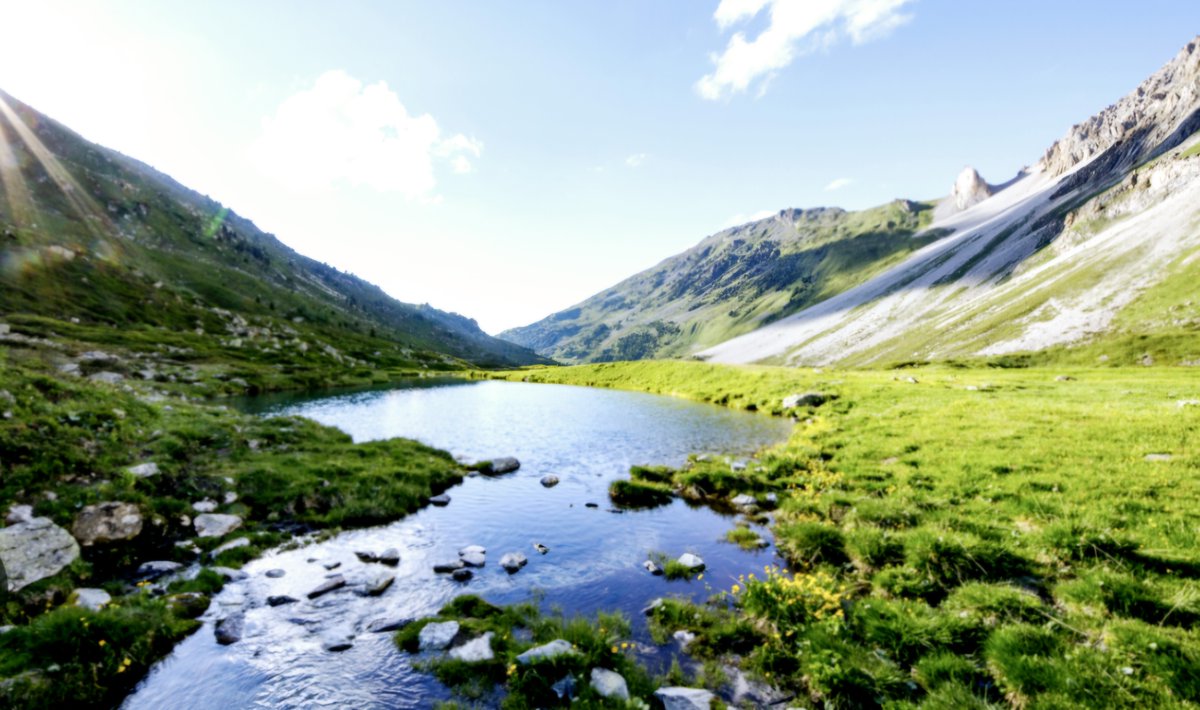 anmsm's tweet photo. Le projet de loi de simplification de la vie économique entend supprimer le Conseil National de la Montagne seule entité qui rassemble tous les acteurs de ces territoires. A vouloir tout simplifier on en vient à défaire ce qui fonctionne bien @anmsm @gouvernementFR https://t.co/Eny4f1IZWe