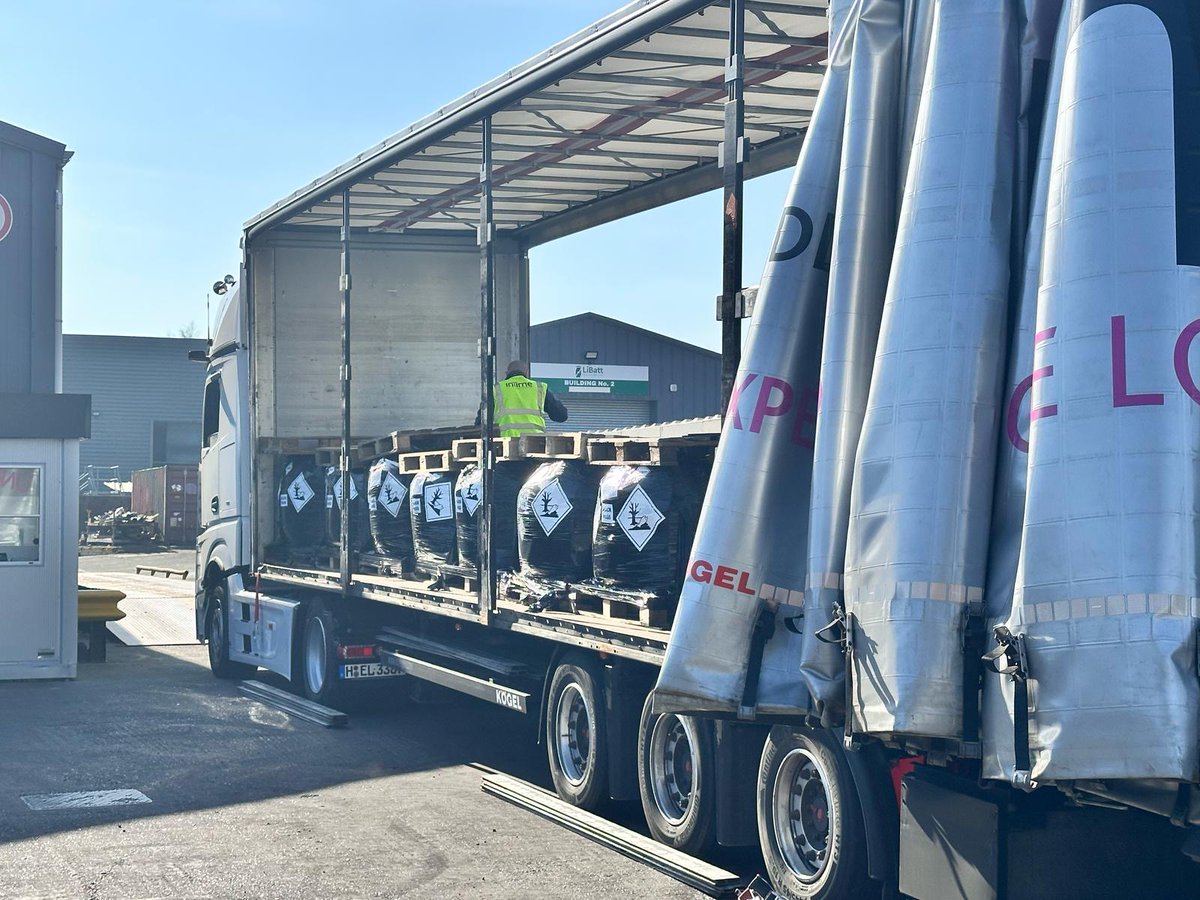 RecyclusGroup's tweet image. We are delighted to announce that following our update on 24 February 2024, we have successfully dispatched our first shipment of black mass to Europe under our offtake agreement with Glencore plc.

Read More: bit.ly/4kUO6VX