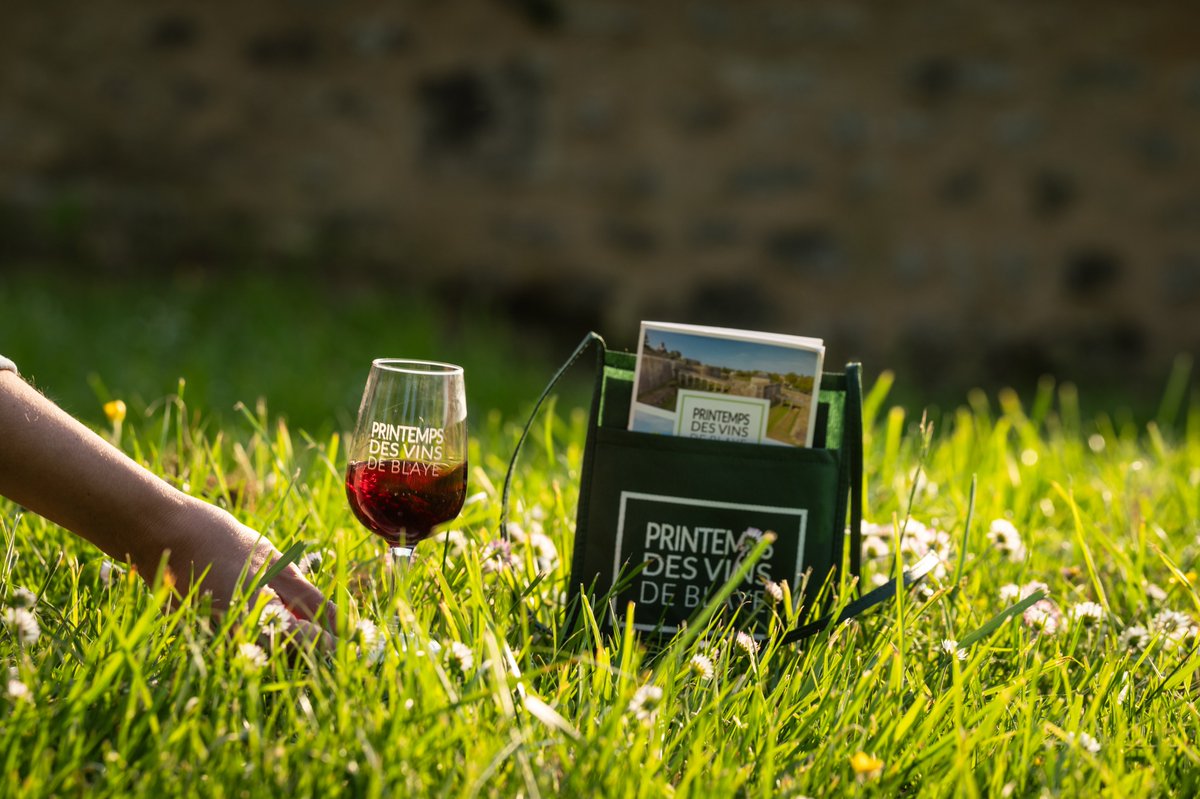 📅J-17  avant le Printemps des Vins de Blaye #PDVBlaye ! 
🍇Nos vignerons ont hâte de vous retrouver pour ces 2 jours de convivialité et de partage au cœur de la Citadelle  !
Infos et billetterie : bit.ly/Printemps-Vins…
#Blaye #vin #Bordeaux