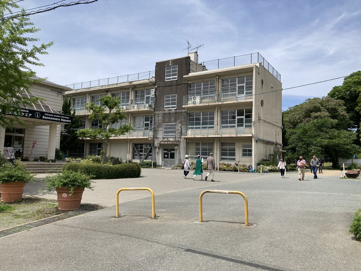 leung2856's tweet photo. 去年　福岡へ旅行しました　
旧舞鶴中学校　法子さん  ソフトボールを練習するとか芸能界へ惚れるとか場所です　法子さんの熱血青春の場所でした

#のりにこ聖地巡礼 https://t.co/EjW2NkhFAt